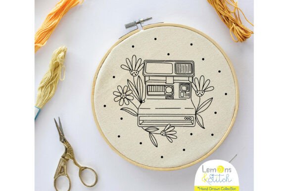Vintage Camera Polaroid, Flowers: A Hand Stitch Review